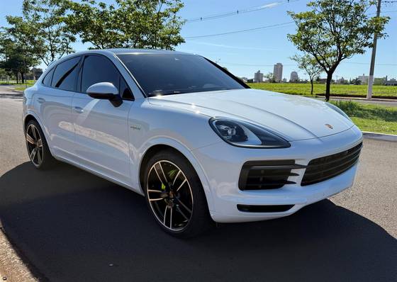 PORSCHE CAYENNE 3.0 V6 E-HYBRID COUPÉ AWD TIPTRONIC S